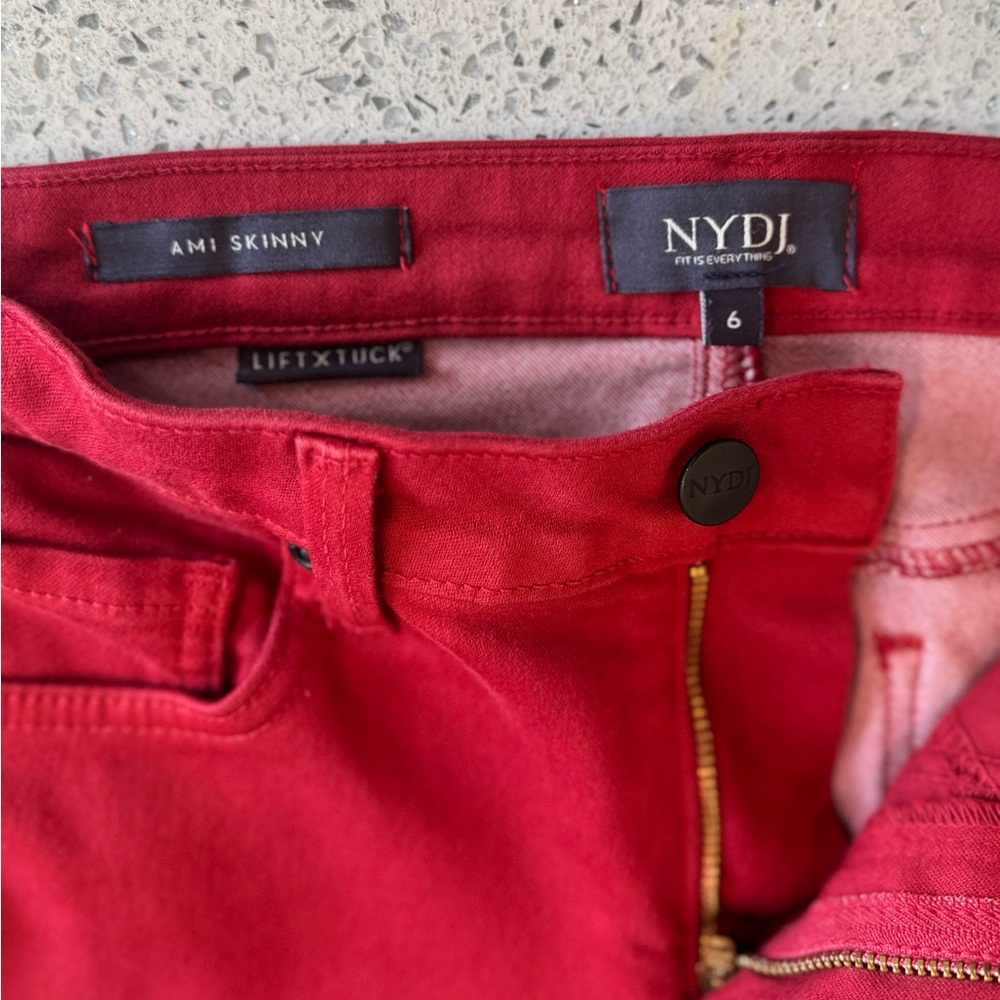 NYDJ Women's High Rise boysenberry red Jeans